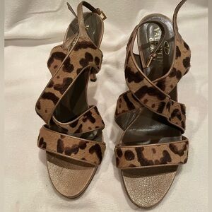 Valentino Garavani heeled sandals with leopard print fur straps